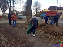 Комунальники працюють