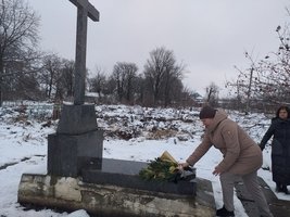 У Козятині скорботним заходом вшанували 90-ту річницю Голодомору-геноциду українського народу