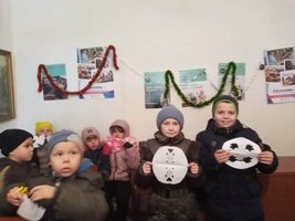 У Пиковецькій сільській бібліотеці пройшов розважальний захід для учнів "Зима, зимонька, зима"