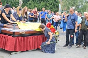  Сьогодні, 1 вересня, ми прощалися з нашими Захисниками Яричевським Валентином Мечиславовивечем та Янчуком Дмитром Михайловичем.