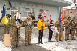 Сьогодні громада в жалобі, ми попрощалися з нашим Захисником Шапкою Петром Олеговичем 