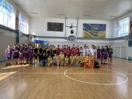 Команда "Руда лисиця" зайняла 3 місце на 4 етапі "Пліч-о-пліч. Всеукраїнські шкільні ліги" з баскетболу серед юнаків