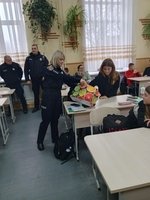 Привітання дітей з Днем Св. Миколая від правоохоронців громади