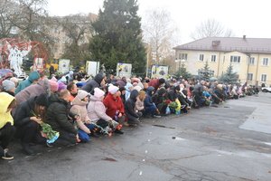 Сьогодні ми прощалися з Героєм України, нашим Захисником, Воїном, якого знали майже у кожному домі міста, Іщуком Михайлом Олександровичем