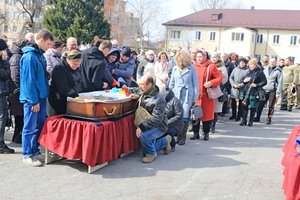 Став янголом у небесному війську 39-річний мешканець села Махаринці Жуківський Віталій Олександрович