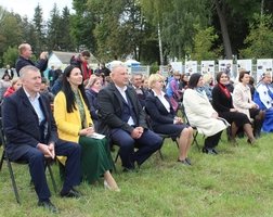 Гучне свято з нагоди 155-річчя Михайла Грушевського запалило Сестринівку у суботу