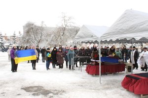 Сьогодні, 12 грудня наша громада прощалася з Воїном Смілянцем Сергієм Олександровичем.