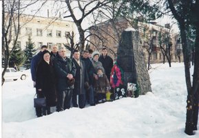 25 річниця встановлення гранітного пам’ятного знаку на міській площі Івану Сєрбіну та Григорію Кондрацькому