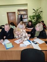 В Козятинській громаді на базі Центру професійного розвитку педагогічних працівників розпочато проведення курсів з вивчення української мови для місцевих жителів та внутрішньо переміщених осіб