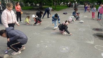 1 червня - Міжнародний день захисту дітей. Сьогодні на центральній площі міста відбулося цікаве свято для дітей!