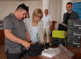 Шість громад Вінниччини отримали портативні джерела живлення в межах проєкту ПРООН.Серед них і Козятинська громада