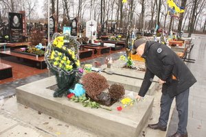 Сьогодні минає рік, як ми втратили Воїна, патріота своєї країни Сизонюка Артема Васильовича