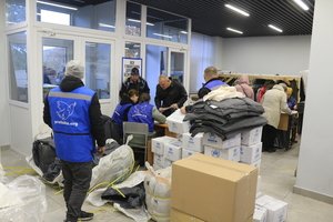 Сьогодні внутрішньо переміщені особи, що знайшли прихисток у Козятинській громаді, почали отримувати допомогу від гуманітарної місії