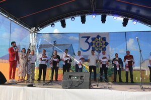 Вітання, подарунки, теплі слова побажань – Козятину 147!