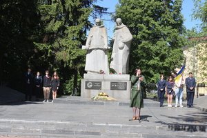 З нагоди 79-ої річниці закінчення Другої світової війни як символу перемоги цивілізованого світу над злом нацизму в Козятинській громаді проводилися заходи вшанування пам'яті полеглих