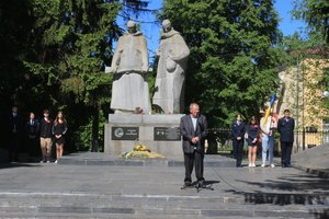 З нагоди 79-ої річниці закінчення Другої світової війни як символу перемоги цивілізованого світу над злом нацизму в Козятинській громаді проводилися заходи вшанування пам'яті полеглих