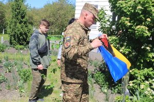 "Все найдорожче, що я мав - віддав за вас і за блакитне небо України"