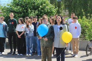 "Все найдорожче, що я мав - віддав за вас і за блакитне небо України"