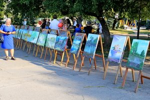 Подарунки небайдужих Козятинській громаді з нагоди величних державних свят