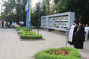 У День Державного Прапора України не забули про загиблих захисників