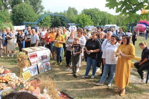 Смачно, пісенно, гостинно: до 30-ї річниці Незалежності України у Козятині відбулася виставка-ярмарок світлиць сіл громади