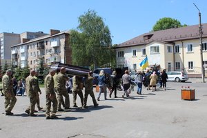 21 травня Козятинська громада прощалася з Героєм України, відважним Воїном Кіндзерським Валерієм Валерійовичем