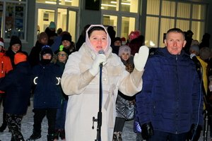 На площі Героїв Майдану урочисто увімкнули ілюмінацію на головній ялинці Козятинської громади