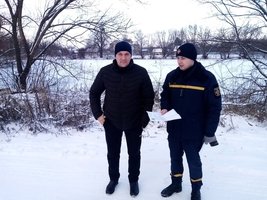 Рятувальники попереджають про небезпеку відпочинку на водних об’єктах у зимовий період