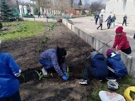 Другокласники школи №5 відзначили День Землі