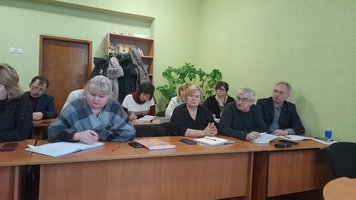 В управлінні освіти та спорту Козятинської міської ради відбулася нарада з директорами закладів загальної середньої освіти, яка була присвячена актуальним на початок року питанням