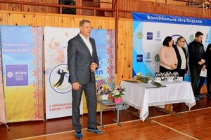 Відбувся шостий тур чемпіонату області з волейболу серед аматорів