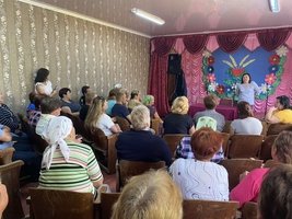 Актуальні питання сьогодення зібрали мешканців сіл Пиковець та Пустоха на зустріч із міським головою Тетяною Єрмолаєвою