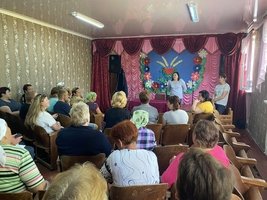 Актуальні питання сьогодення зібрали мешканців сіл Пиковець та Пустоха на зустріч із міським головою Тетяною Єрмолаєвою