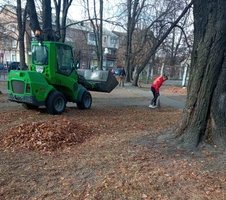 Комунальники працюють