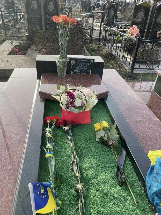 Сьогодні минає 2 рік з дня смерті нашого Захисника Жуківського Ярослава Петровича