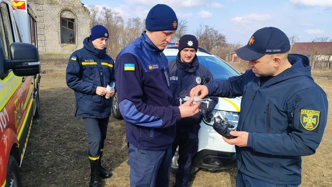 Представниками правоохоронних органів було проведено профілактичну бесіду із населенням с. Пиковець Козятинської ТГ щодо спалювання сухої рослинності